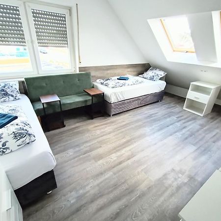 Fmi 9 Accommodation Raunheim Luaran gambar