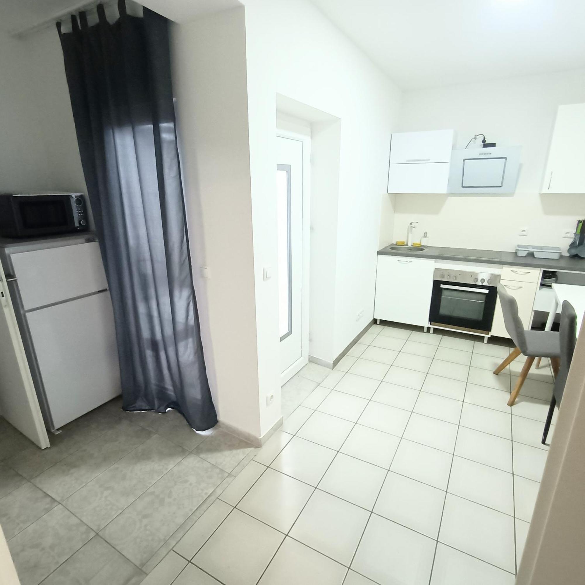 Fmi 9 Accommodation Raunheim Luaran gambar