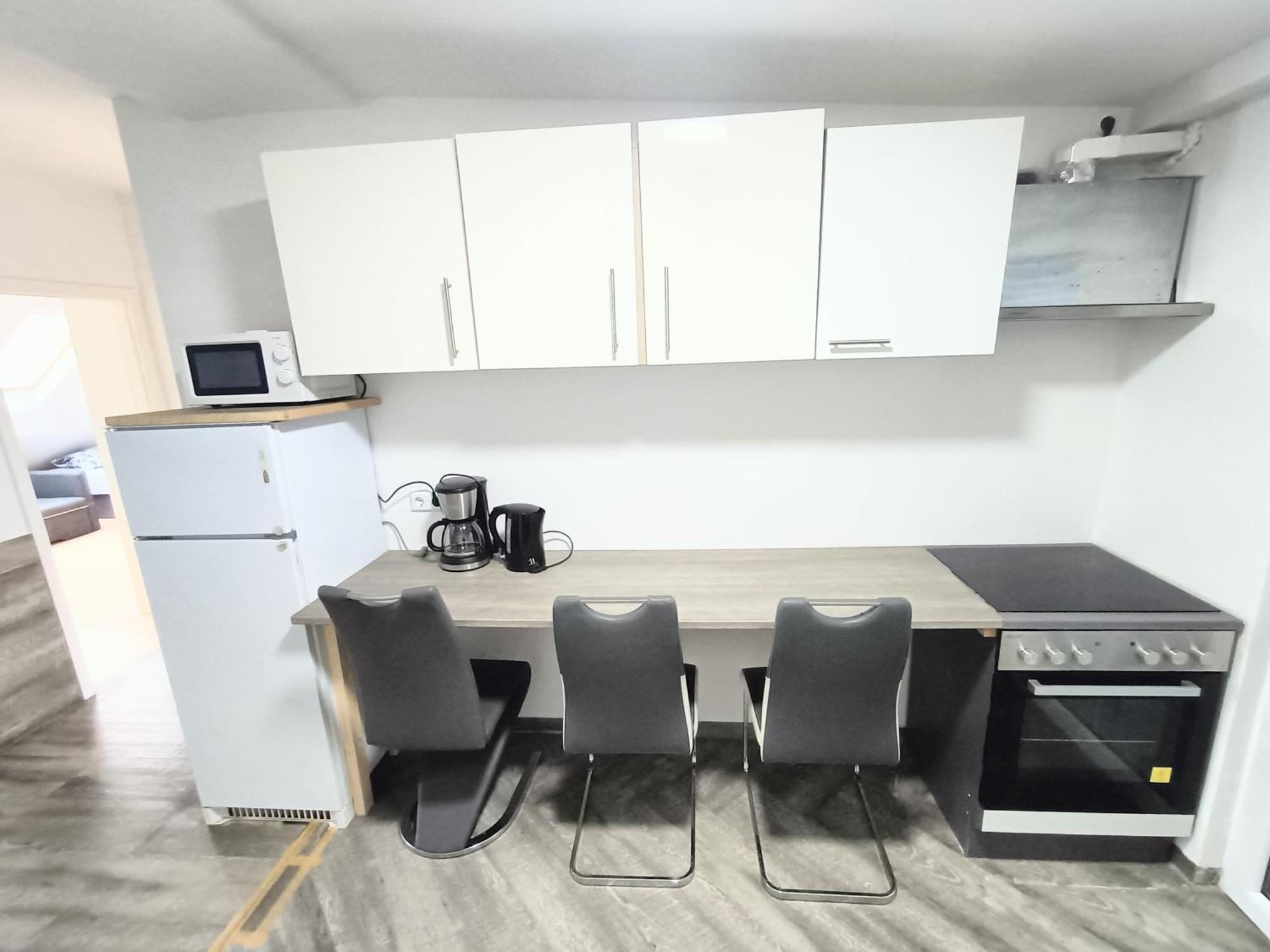 Fmi 9 Accommodation Raunheim Bilik gambar